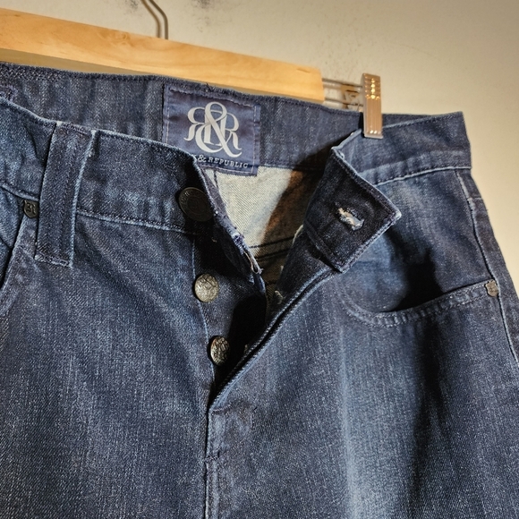 Rock & Republic henlee darkwash bootcut jeans. Size 34x35 - Picture 2 of 16